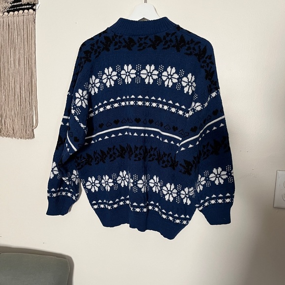 Vintage ugly Christmas snow flake sweater - Picture 5 of 7